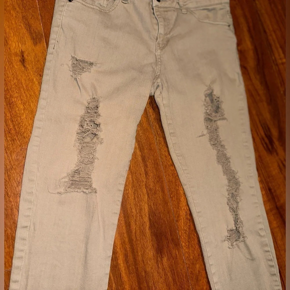 2.1 Denim Light Khaki Colored Ripped Jeans 
Size 29 - Picture 7 of 11